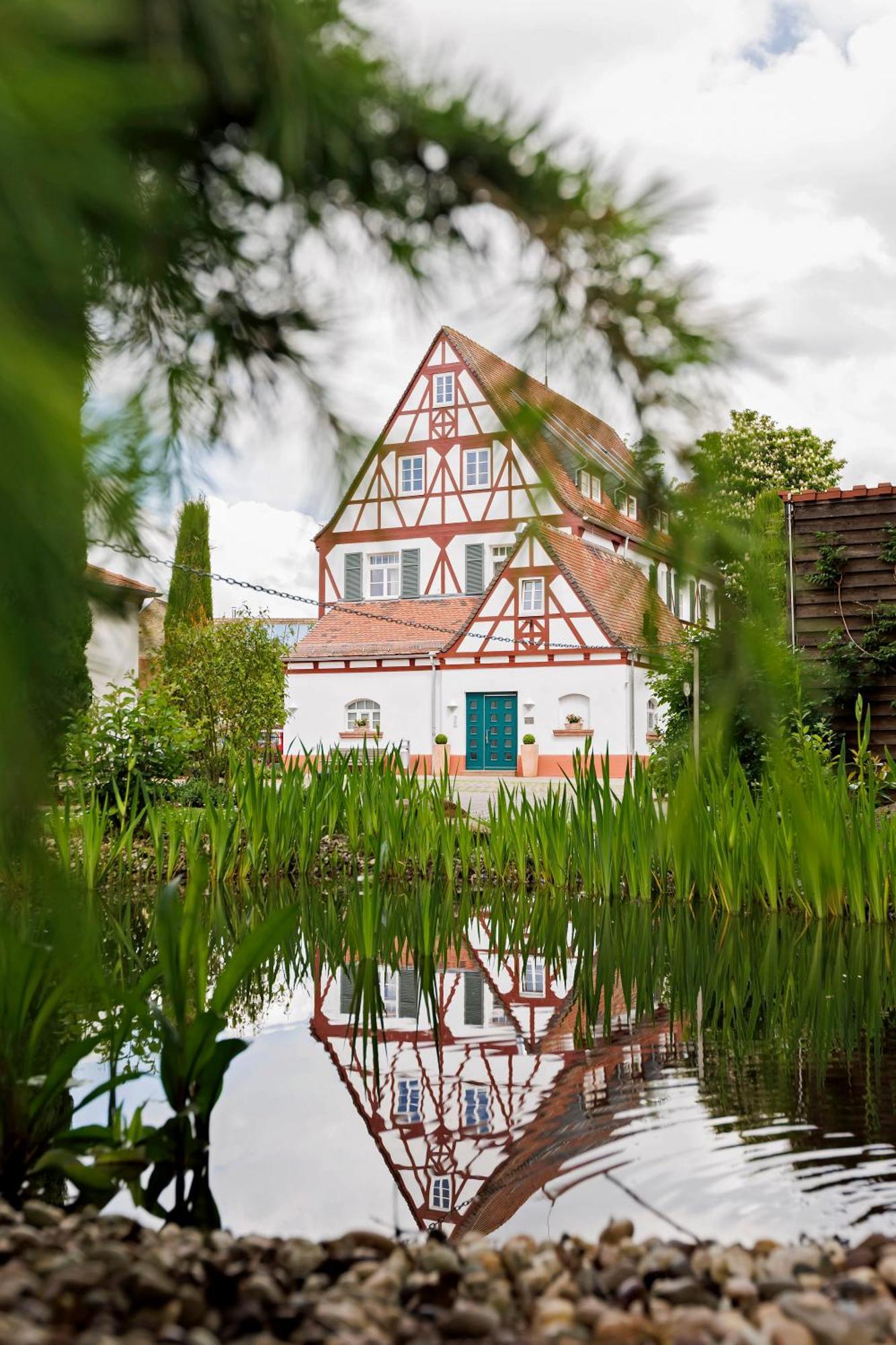 Landhotel Altes Wasserwerk Gbr Freinsheim Exterior foto